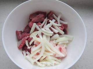 烤羊肉串——新疆味道的做法步骤:4