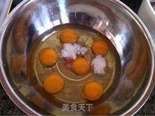 面包机版--海绵蛋糕的做法步骤：2
