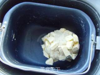 【食尚擂台烘焙赛区】:迟到的面包---圣诞史多伦面包的做法步骤:2