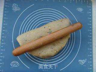 【食尚擂台烘焙赛区】:迟到的面包---圣诞史多伦面包的做法步骤:8