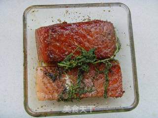 【食尚擂台西餐赛区】:来自北欧的开胃菜---Gravlax(腌渍鲑鱼)的做法步骤:9