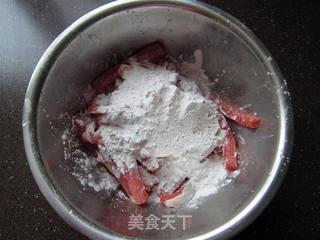 酸甜里脊的做法步骤:5