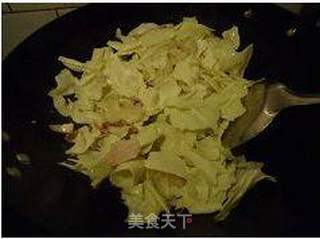 手撕包菜炒肉片的做法步骤:8