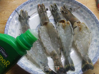 薯泥芝士焗对虾的做法步骤:7