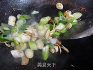 葱爆牛肉的做法步骤:9