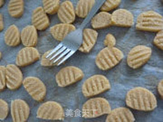 花生奶油小酥饼的做法步骤:11