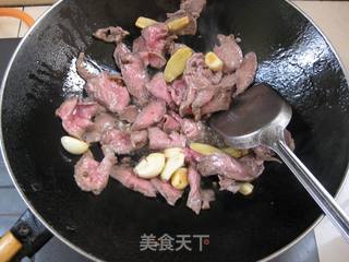 干锅牛里脊的做法步骤：6