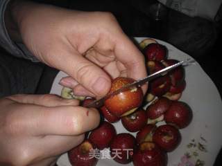 山楂棒棒糖(糖葫芦)的做法步骤:2