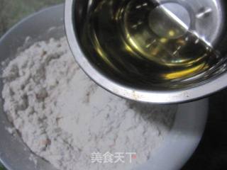 香酥花生球的做法步骤：5