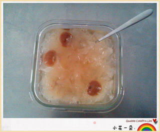 银耳红枣桂圆羹的做法步骤:4
