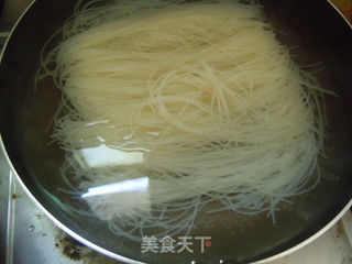 2012的最后一顿-----【蚝油粉干】的做法步骤:4