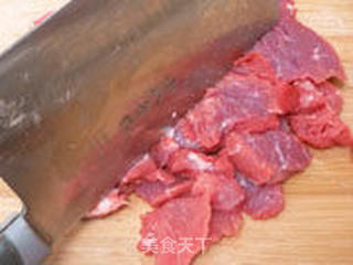香菜牛肉丸子的做法步骤:2