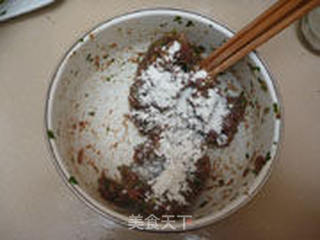 香菜牛肉丸子的做法步骤:10