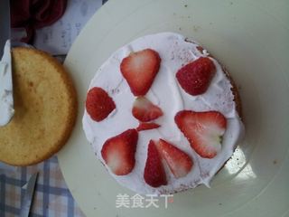 草莓生日蛋糕的做法步骤:5
