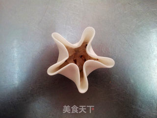 水晶梅花蒸饺的做法步骤:7