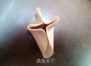 水晶梅花蒸饺的做法步骤:6