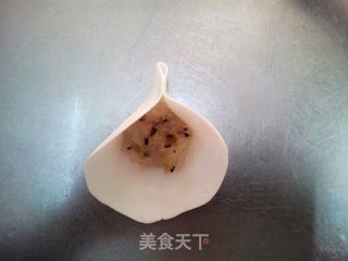 水晶梅花蒸饺的做法步骤:5