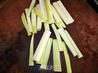 心蓝手制私房菜【口味茄子煲】——冰淇淋流泪(萌芽)的做法步骤:2