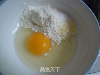 香辣蛋酥虾的做法步骤:2