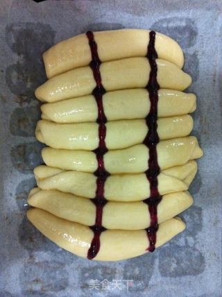 直接法也能拉丝——蓝莓果酱排包的做法步骤:6