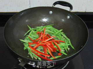 椒丝四季豆的做法步骤:5