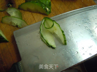 热量冬日————【蚝油炒辣肠】的做法步骤:5