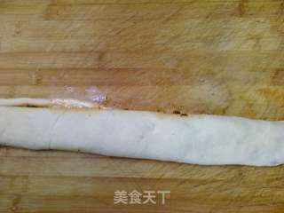 香辣花卷(详解发面过程)的做法步骤:14