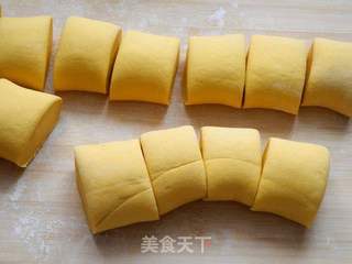 南瓜开花馒头的做法步骤:8