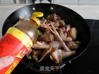 笨鸡炖山珍的做法步骤:11