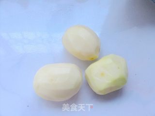 轻松制作超有味的小零食——麻辣薯片的做法步骤：1