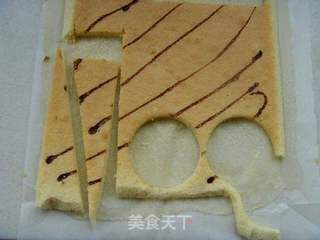 [食尚擂台烘焙赛区】:酸爽诱人---百香果慕斯蛋糕(附意式蛋白霜制作)的做法步骤:10