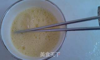 西红柿炒鸡蛋的做法步骤：2