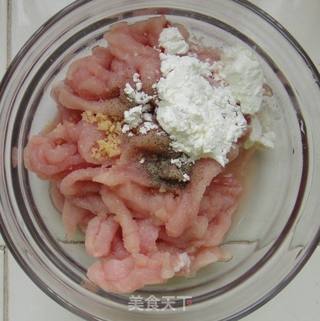 鱼香肉丝的做法步骤:2
