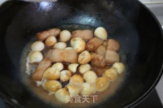鹌鹑蛋烧肉的做法步骤:5