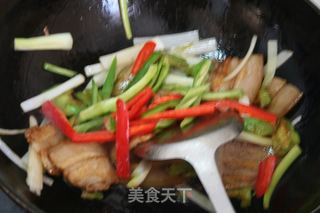 苦瓜回锅肉的做法步骤:8