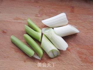 花生红烧猪蹄的做法步骤:4