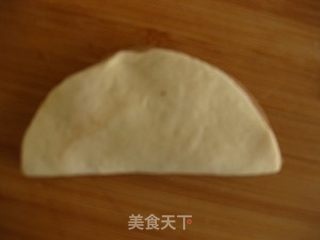 不一样的花卷------双色猪蹄花卷的做法步骤:7