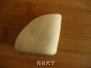 不一样的花卷------双色猪蹄花卷的做法步骤:9