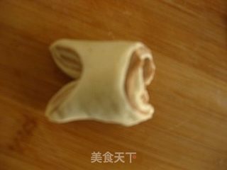 不一样的花卷------双色猪蹄花卷的做法步骤:11