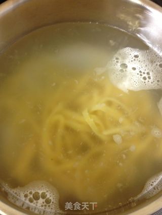 蕃茄酱意式黄金面 (纸装蕃茄酱系列之一)ー【传统的意式面】新鲜尝的做法步骤:14