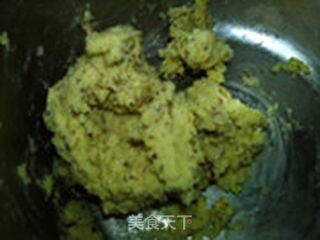 榛仁粒粒酥饼的做法步骤:7