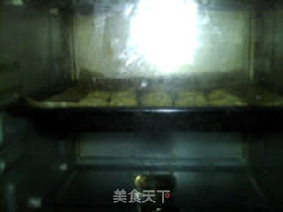 榛仁粒粒酥饼的做法步骤:9