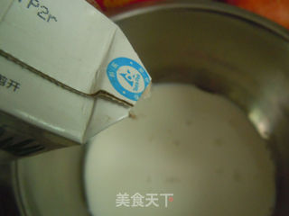 适合老人孩子----【无蛋沙拉酱】的做法步骤:3