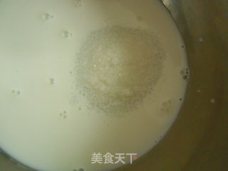 适合老人孩子----【无蛋沙拉酱】的做法步骤:4