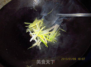 北极虾炒伊面的做法步骤:7