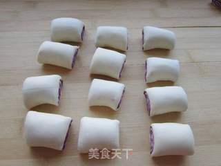 紫薯蛋卷的做法步骤:11