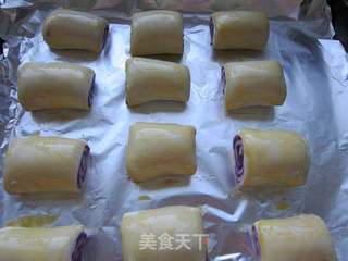 紫薯蛋卷的做法步骤:12