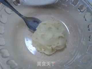 日式煎海苔土豆饼的做法步骤：3