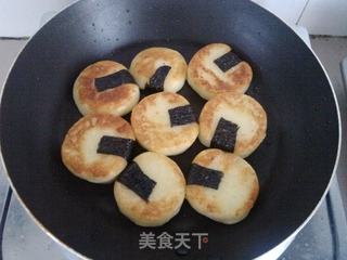 日式煎海苔土豆饼的做法步骤:7