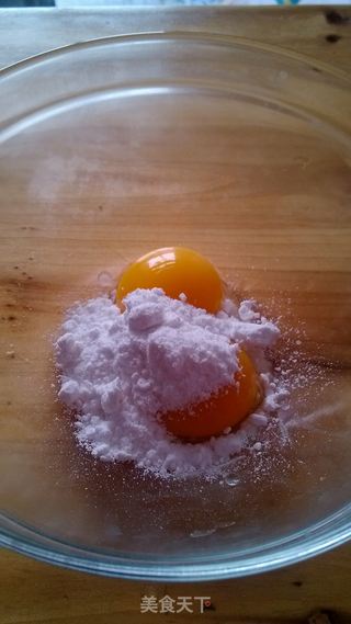 原味戚风蛋糕卷的做法步骤:4